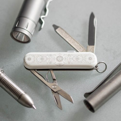 keychains multi tools victorinox astronomer signature sak 12